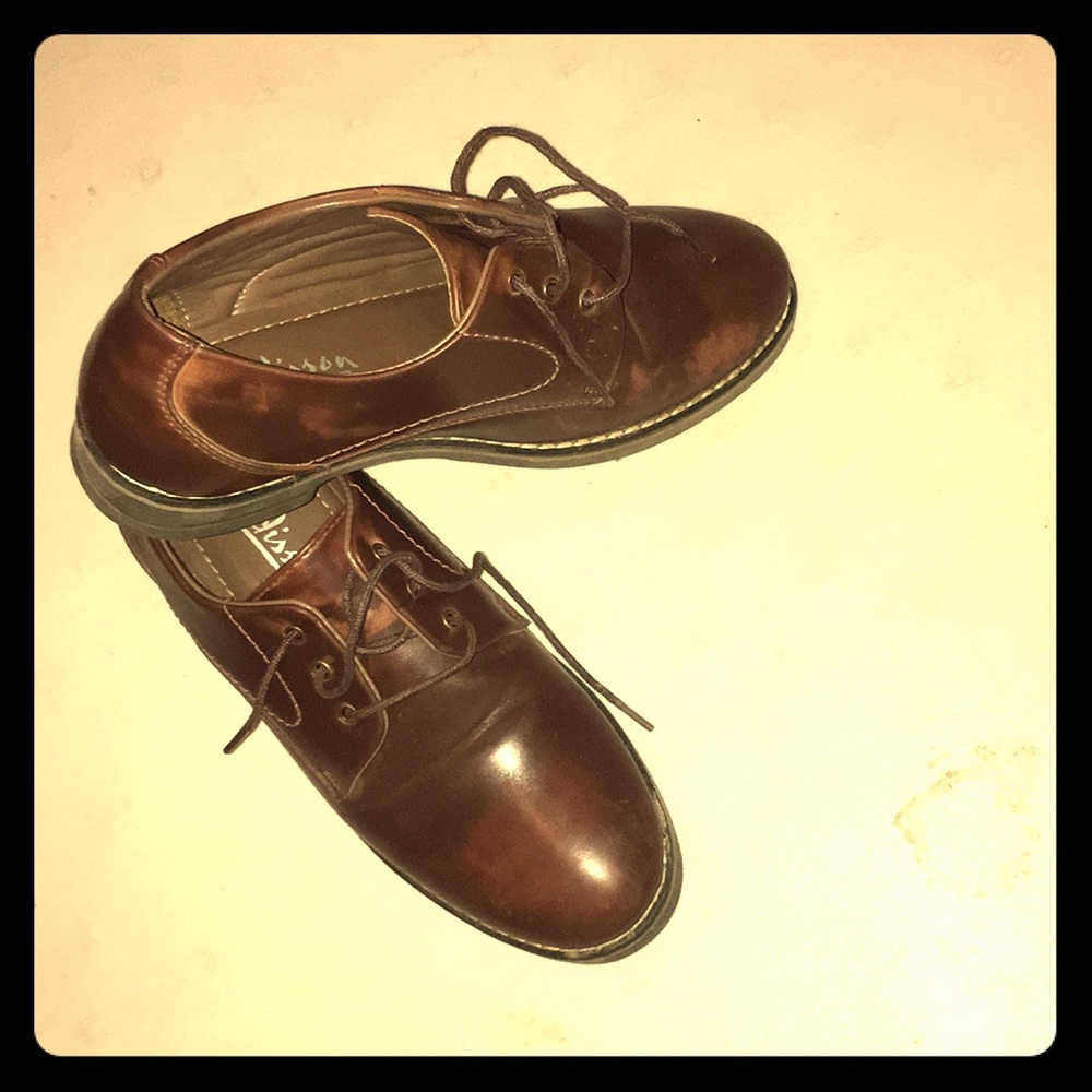 Boys formal shoes size 5